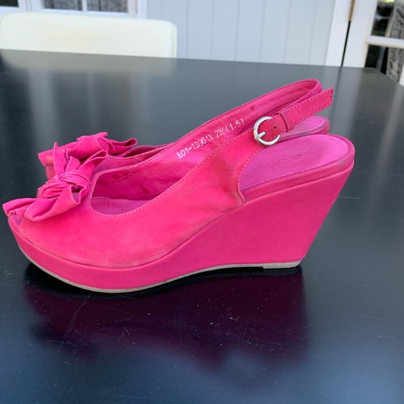 Bright pink suede slay back sandals 3” wedge - Picture 4 of 4